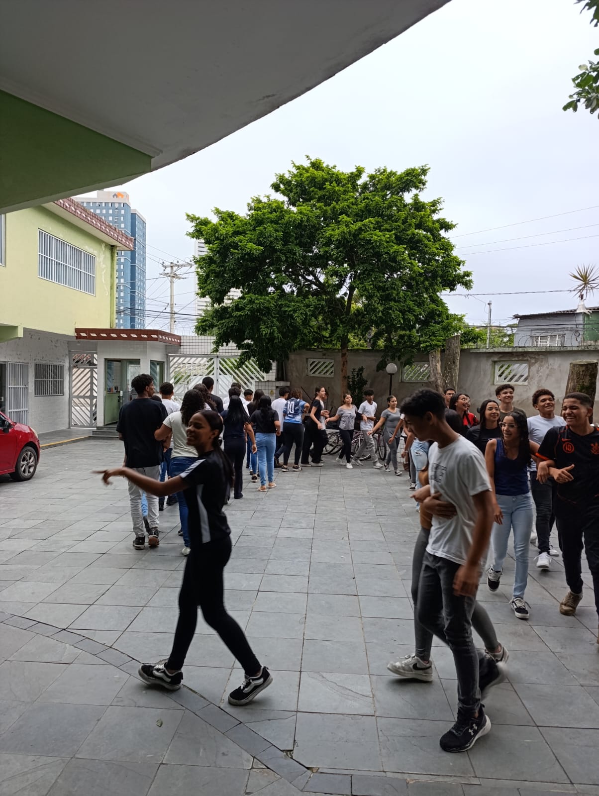 Oficina de educação física na DNA